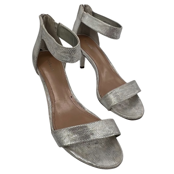 Style & Co Silver Ankle Strap Heeled Sandals Size 8.5 Women’s - Picture 1 of 8